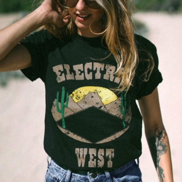 Electric West T - Picture 1 of 2